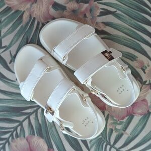Jonie A New Day Sandals